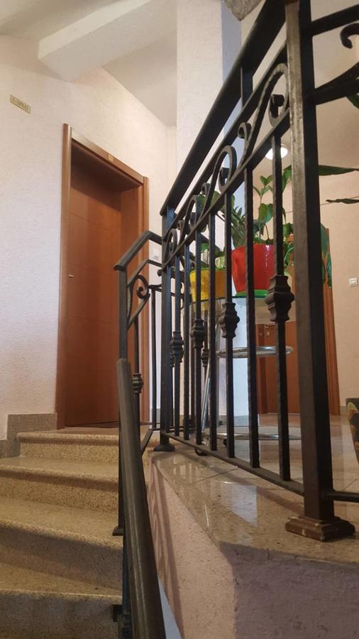 Apartman Centar Lux Будва Экстерьер фото